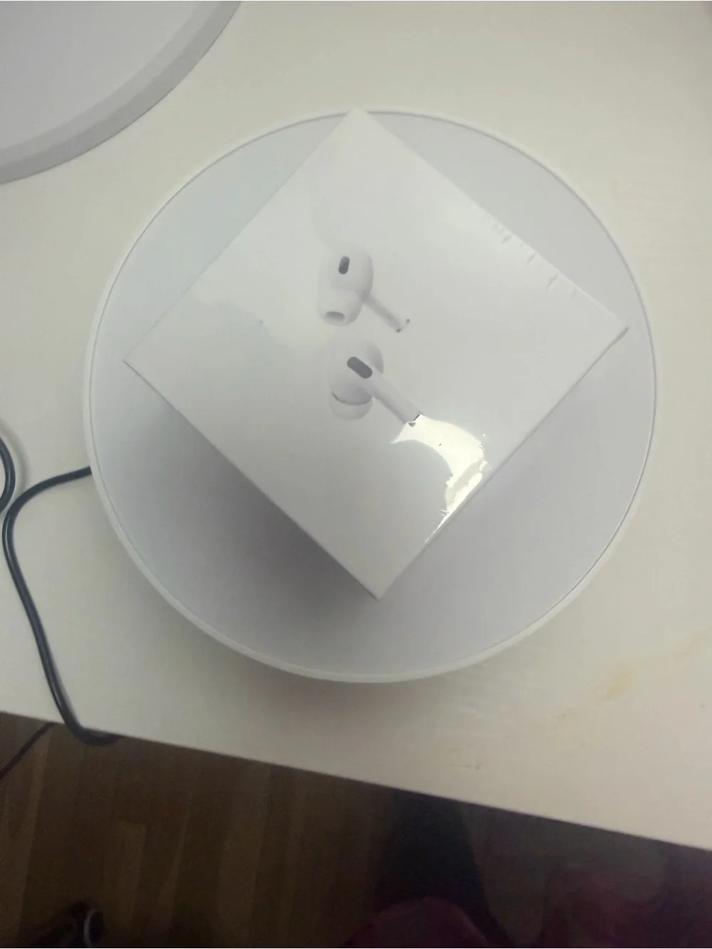 Wireless Earbuds in White - True Wireless Stereo Earbuds